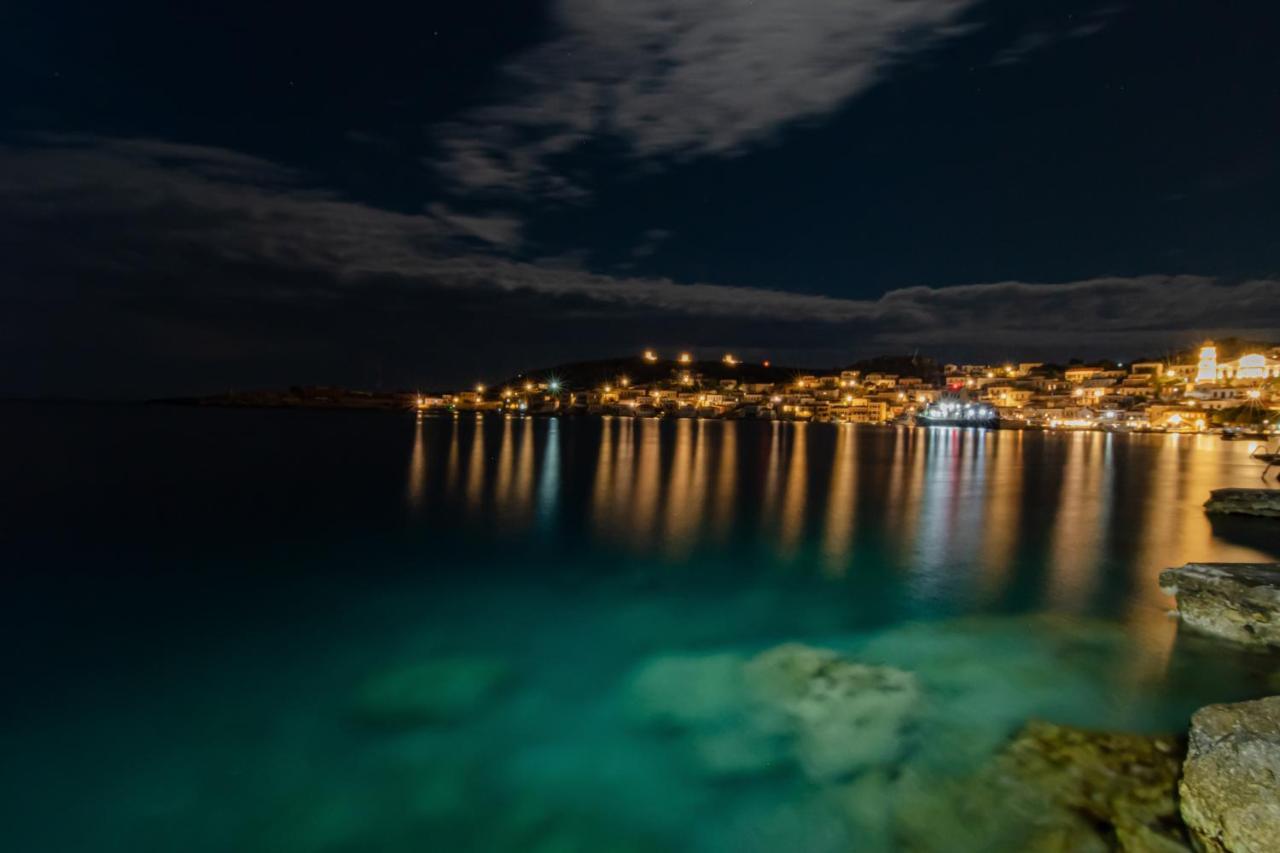 Villa Electra Chalki Town Buitenkant foto