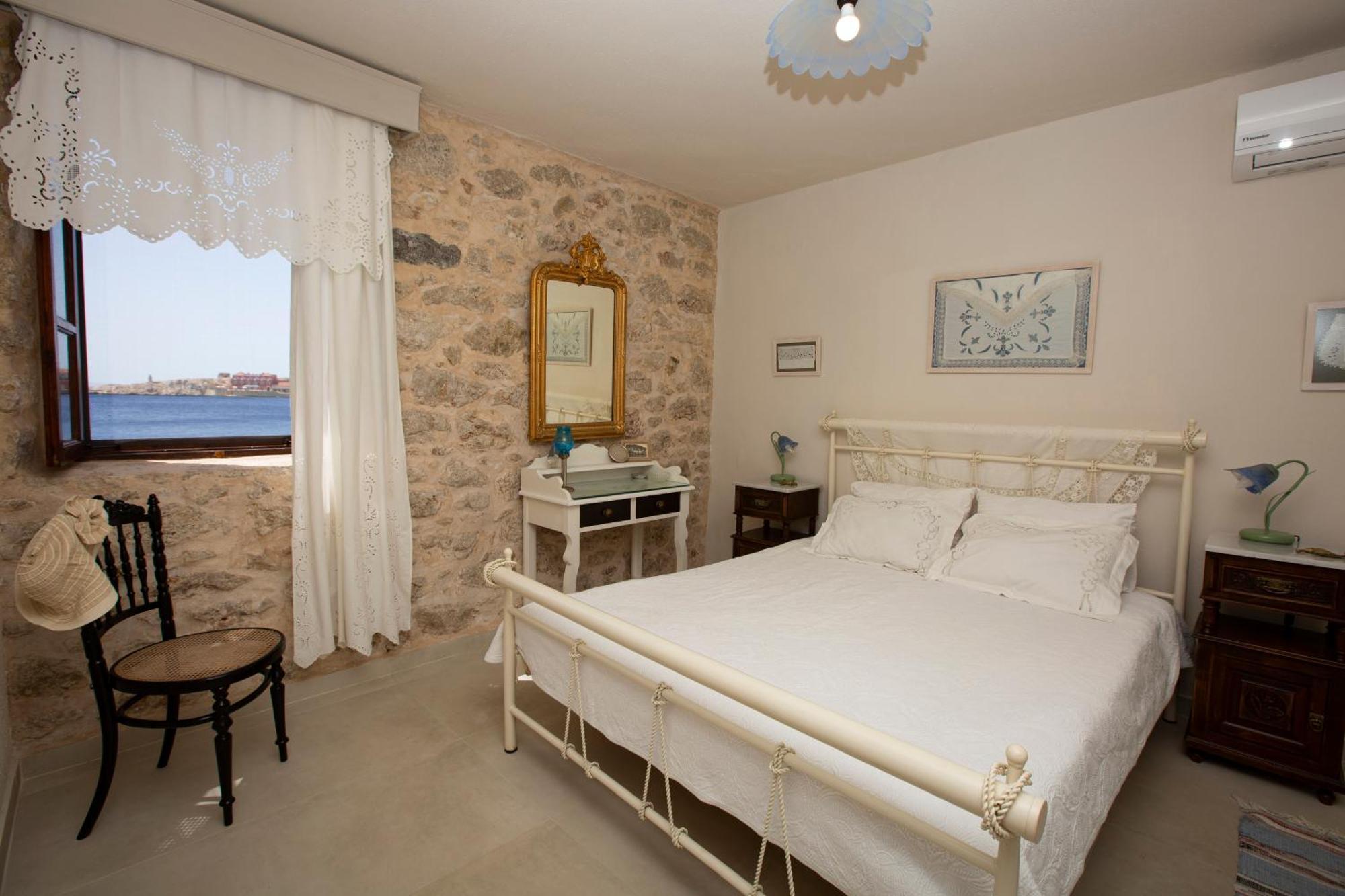 Villa Electra Chalki Town Buitenkant foto