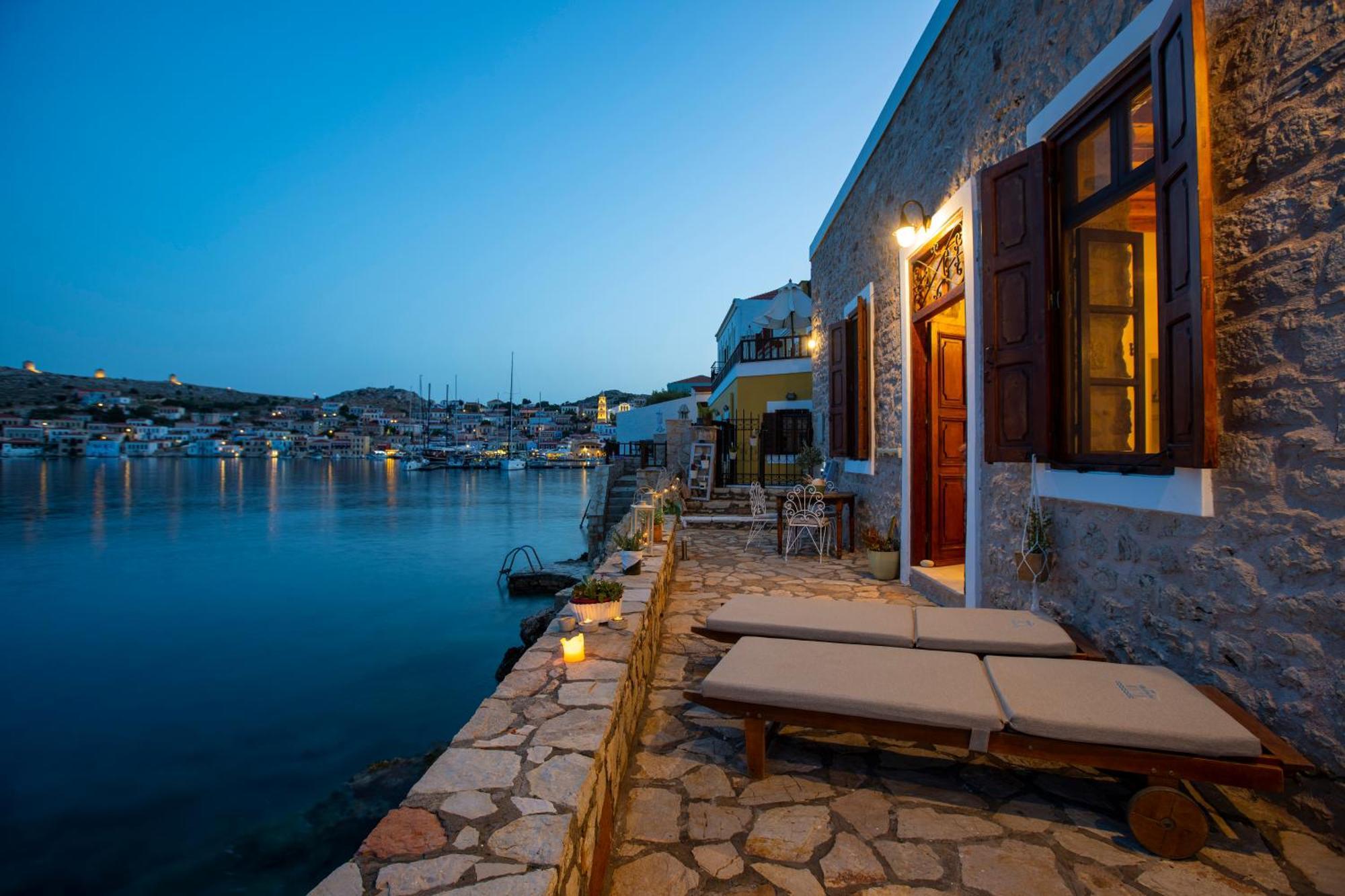 Villa Electra Chalki Town Buitenkant foto