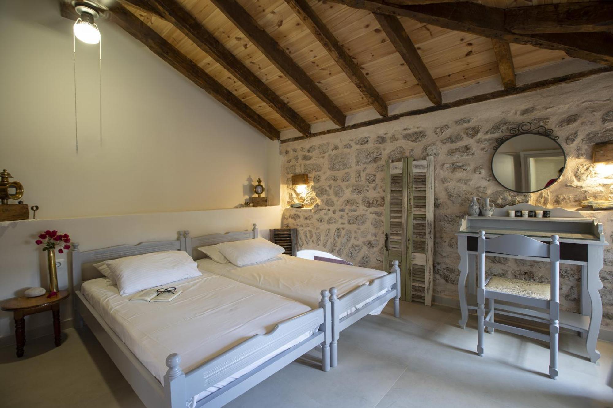 Villa Electra Chalki Town Buitenkant foto